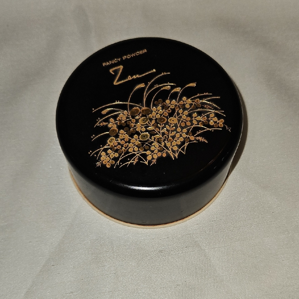 VTG, Shiseido Zen Powder container. This is a rare, vintage product